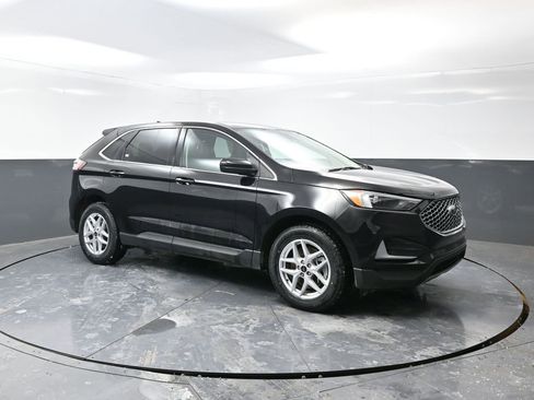 Used 2024 Ford Edge SEL image 5