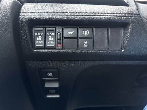 Used 2023 Honda Odyssey EX-L image 28