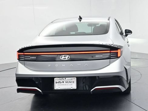 Used 2025 Hyundai Sonata SEL FWD image 7