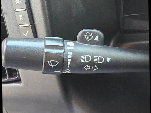 Used 2018 Chevrolet Express 3500 w/ Power Convenience Package RWD image 20