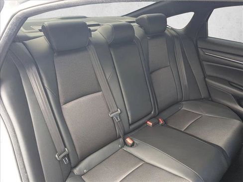 Used 2020 Honda Accord Sport image 17