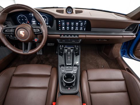 Certified 2025 Porsche 911 Targa 4S AWD/4WD image 12