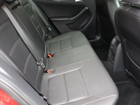 Used 2017 Volkswagen Jetta SEL image 14