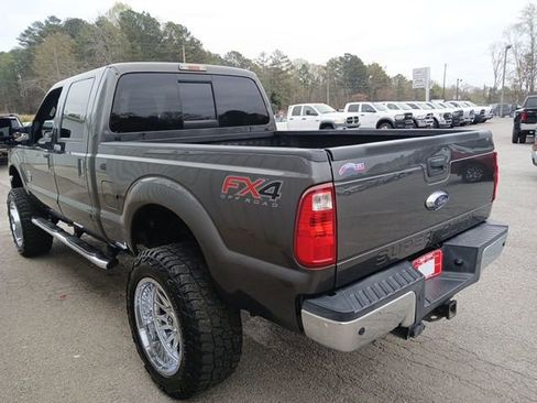 Used 2016 Ford F350 Lariat w/ Lariat Interior Package image 8