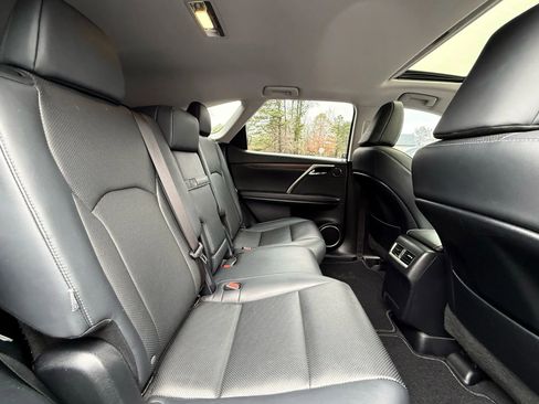 Used 2021 Lexus RX 350L FWD w/ Premium Package image 29