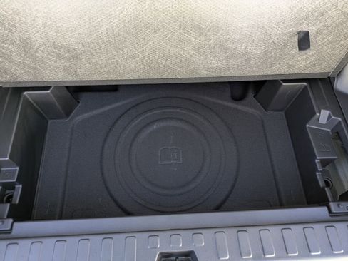 Certified 2021 GMC Terrain SLT w/ Infotainment Package II image 34