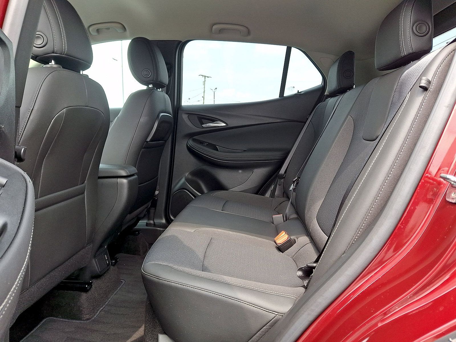 Used 2023 Buick Encore GX Preferred w/ Cold Weather Comfort Package FWD image 20