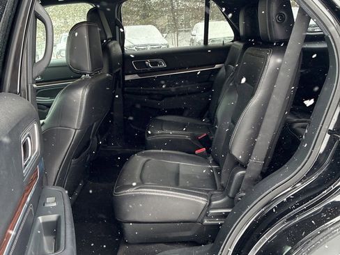 Used 2018 Ford Explorer Limited w/ Equipment Group 301A image 13