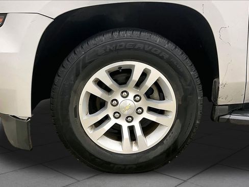 Used 2019 Chevrolet Tahoe LT RWD image 11