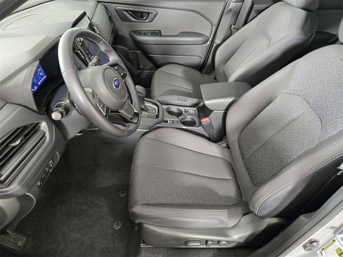 Used 2025 Subaru Forester Premium image 14