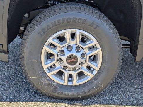 New 2025 GMC Sierra 2500 Pro w/ Convenience Package image 11