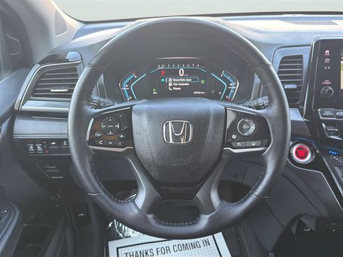 Used 2024 Honda Odyssey Elite image 27