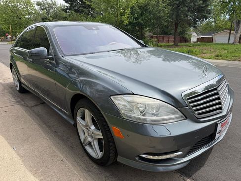 Used 2011 Mercedes-Benz S 550 image 7