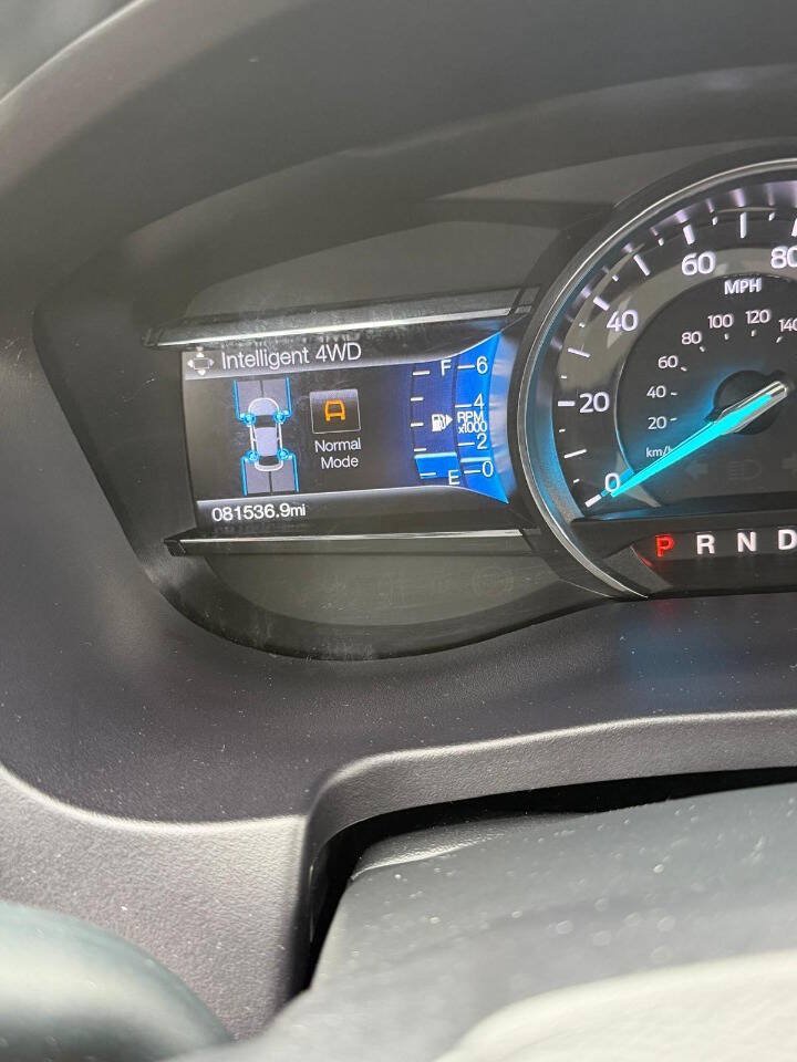 Used 2017 Ford Explorer XLT w/ Equipment Group 202A AWD/4WD image 55