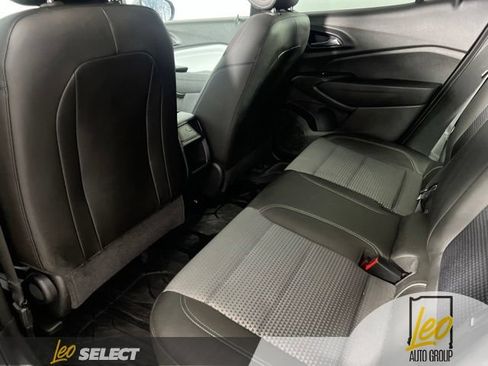 Used 2025 Chevrolet Trax LT w/ Driver Confidence Package FWD image 18