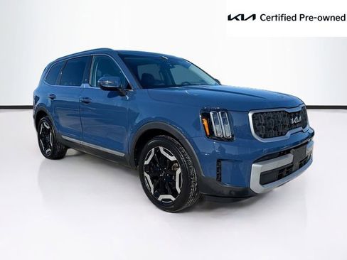 Used 2023 Kia Telluride EX w/ EX Captain's Chair Package image 1