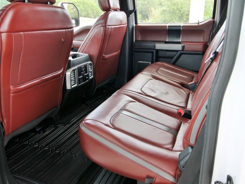 Used 2019 Ford F250 Platinum w/ Platinum Ultimate Package image 48