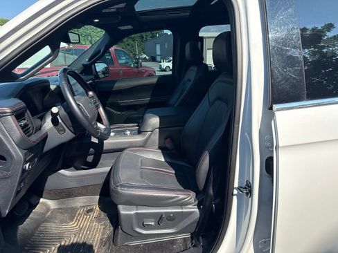 Used 2022 Ford Expedition Max Limited AWD/4WD image 11