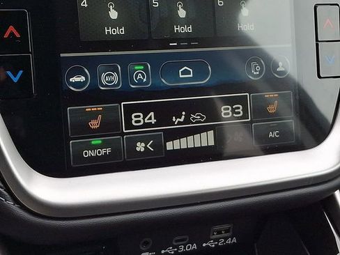 Used 2025 Subaru Outback Premium w/ Popular Package #1A image 16