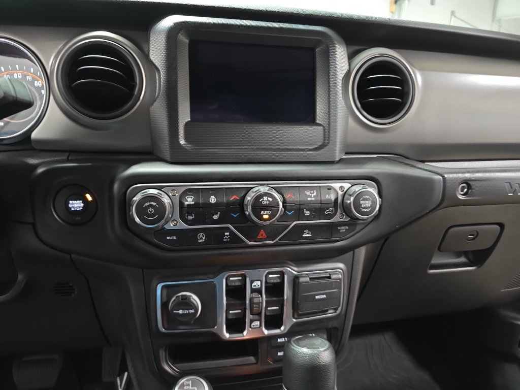 Used 2023 Jeep Wrangler Unlimited Sport AWD/4WD image 20