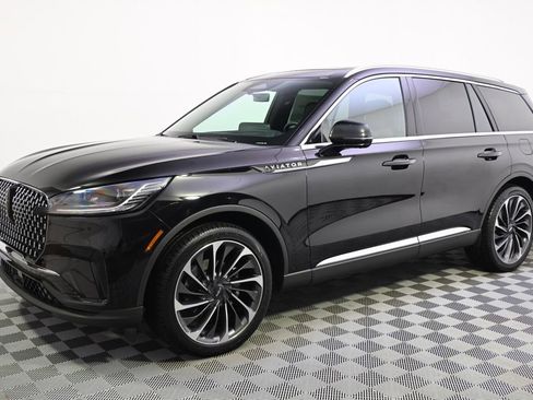 New 2026 Lincoln Aviator Reserve AWD/4WD image 2