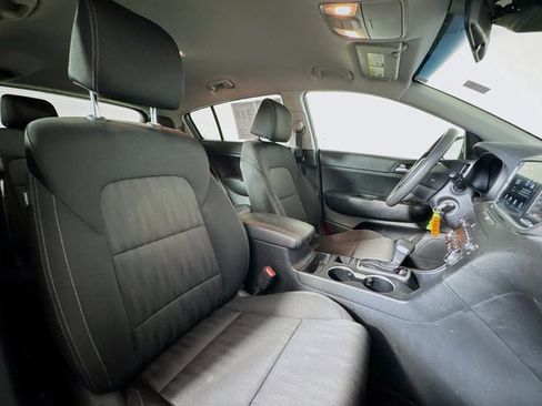 Certified 2021 Kia Sportage LX AWD/4WD image 26