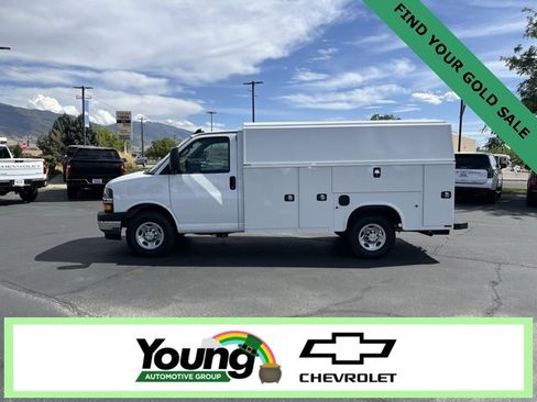 New 2025 Chevrolet Express 3500 w/ Power Convenience Package image 4