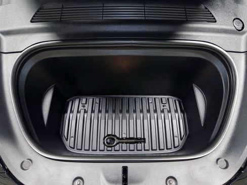 Used 2022 Tesla Model Y Performance AWD/4WD image 24