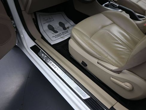 Used 2011 Chrysler 200 Limited FWD image 42
