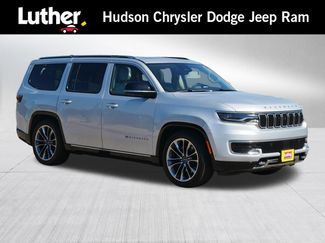 Used 2024 Jeep Wagoneer Series III w/ Premium Group I AWD/4WD video 1