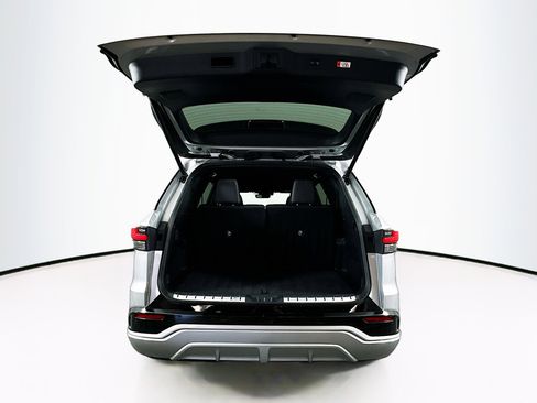 Used 2024 Lexus TX 500h AWD w/ Technology Package image 31