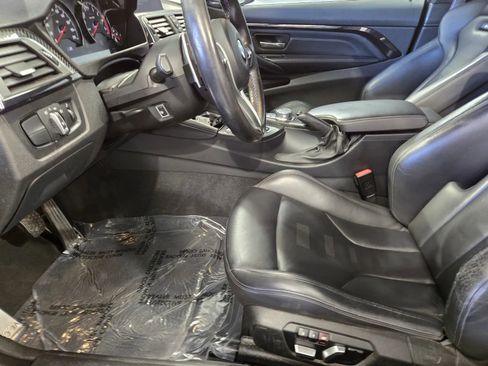Used 2018 BMW M4 Coupe RWD image 11