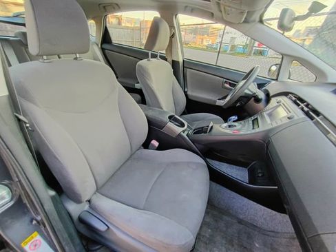 Used 2013 Toyota Prius Three w/ Solar Roof Pkg FWD image 43