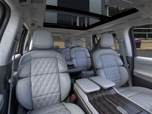 New 2026 Lincoln Navigator L Black Label AWD/4WD image 78