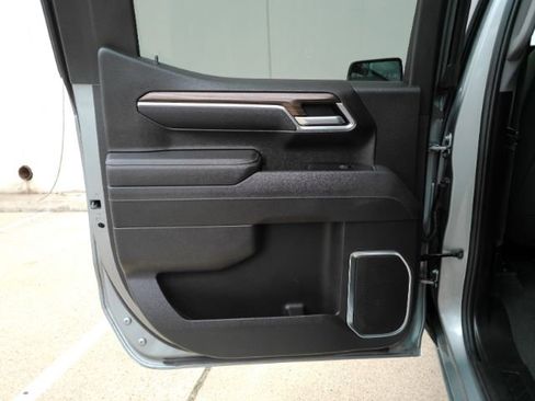 Used 2026 Chevrolet Silverado 1500 LT RWD image 13