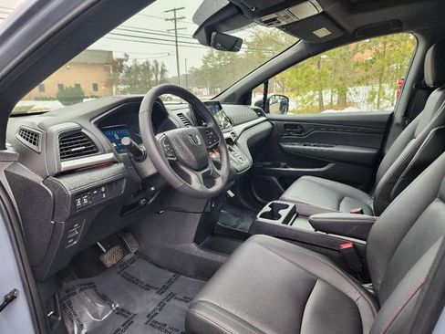 Used 2024 Honda Odyssey Sport image 20