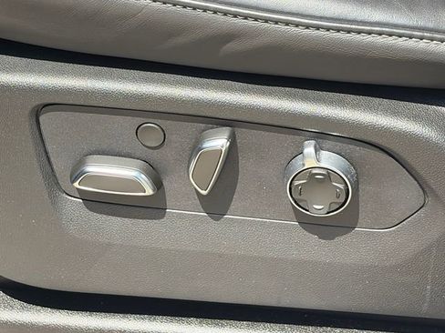 Used 2024 Cadillac Escalade Sport Platinum w/ LPO, ONYX Package image 18