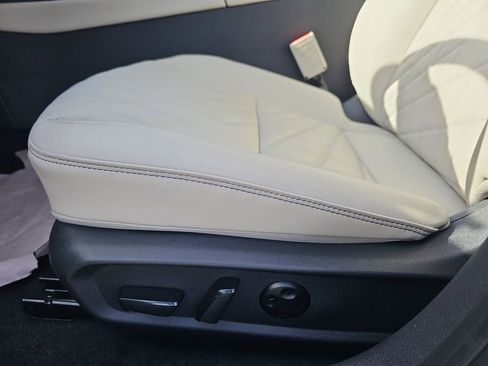 New 2026 Nissan Sentra SL w/ Floor Mat Package FWD image 32