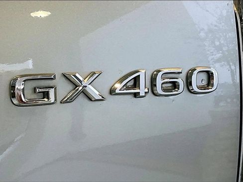 Used 2023 Lexus GX 460 Premium image 19