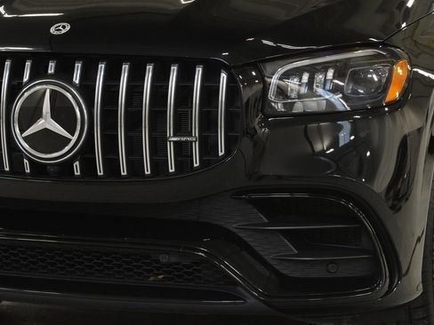 Certified 2023 Mercedes-Benz GLS 63 AMG 4MATIC image 8