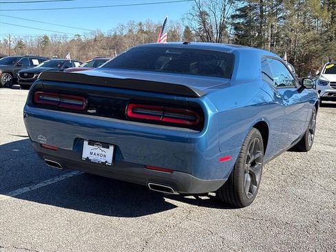 Used 2022 Dodge Challenger SXT w/ Blacktop Package image 5