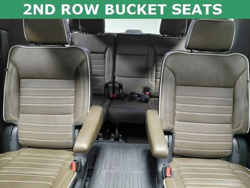 Used 2025 GMC Yukon XL Denali Ultimate w/ LPO, Floor Liner Package image 5