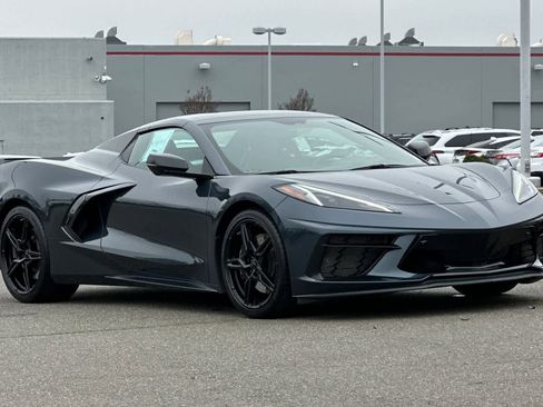 Used 2020 Chevrolet Corvette 3LT w/ 3LT Preferred Equipment Group image 3
