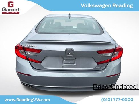 Used 2018 Honda Accord Sport image 4