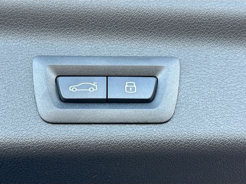 New 2026 BMW X1 xDrive28i w/ Technology Package image 13