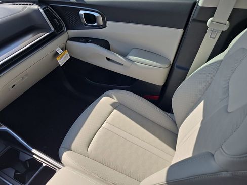 New 2026 Kia Sorento S w/ S Panoramic Sunroof Package FWD image 15