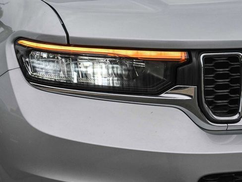 New 2025 Jeep Grand Cherokee L Laredo w/ Trailer Tow Package image 12