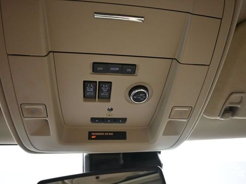 Used 2020 GMC Yukon XL Denali w/ Open Road Package AWD/4WD image 19