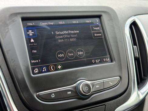 Used 2024 Chevrolet Equinox LS w/ LS Convenience Package FWD image 9