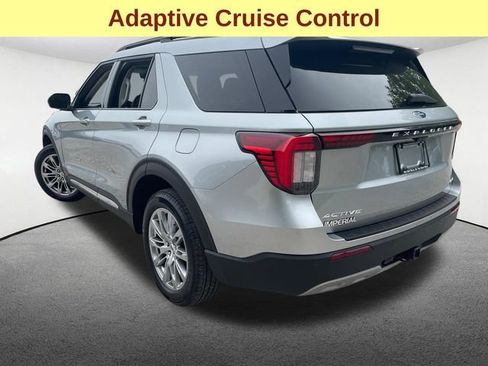Certified 2025 Ford Explorer Active w/ Active Comfort Package AWD/4WD image 11